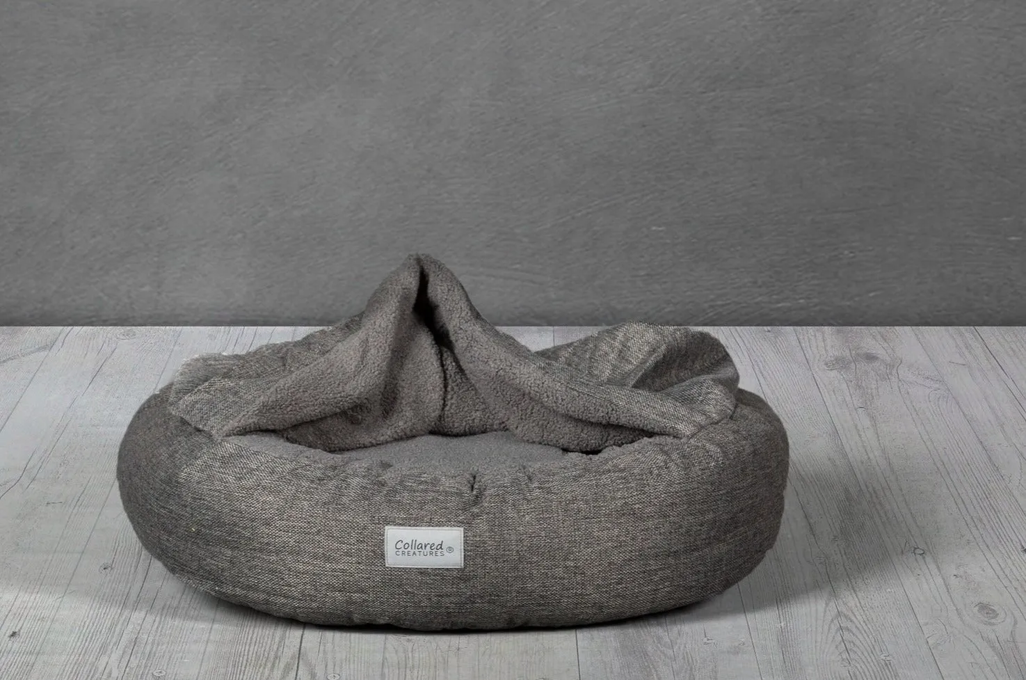 Classic Cocoon Bed