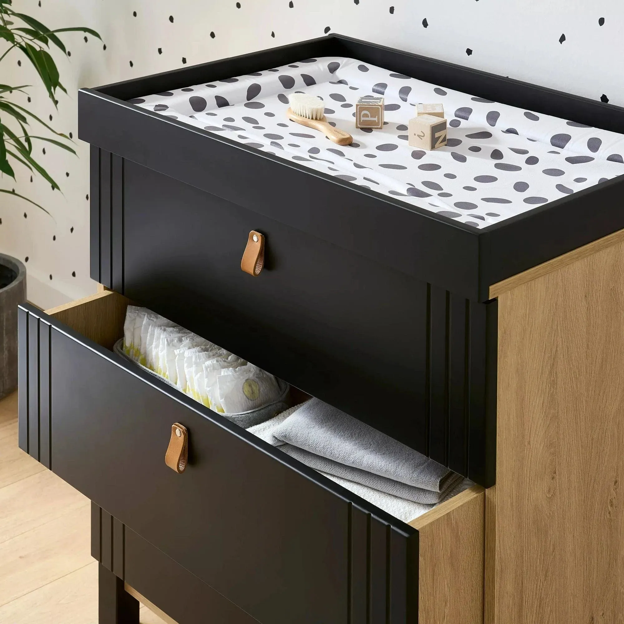 Cuddleco Rafi Dresser Changer - Oak/Black