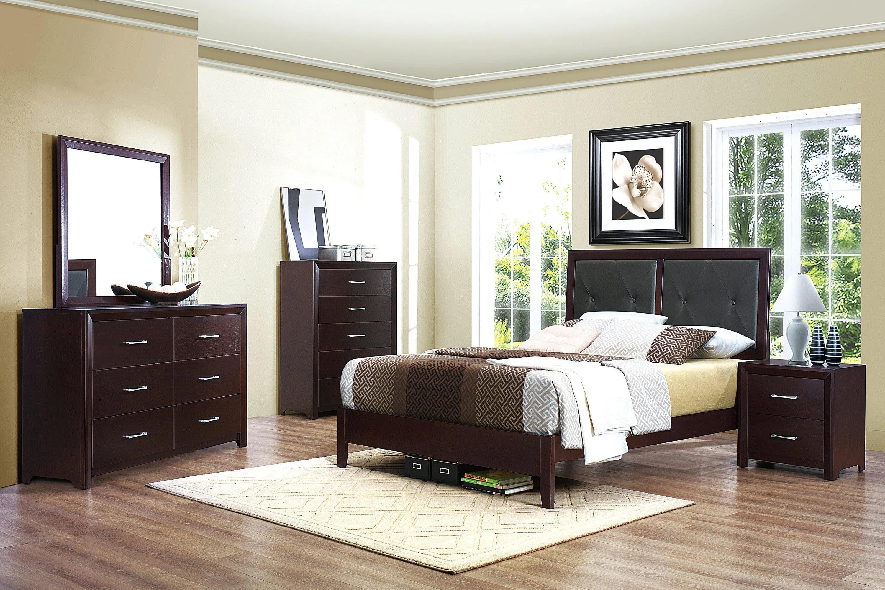 Espresso 5-Drawer Chest, Contemporary Design with Silver Tone Bar Pulls for Bedroom.