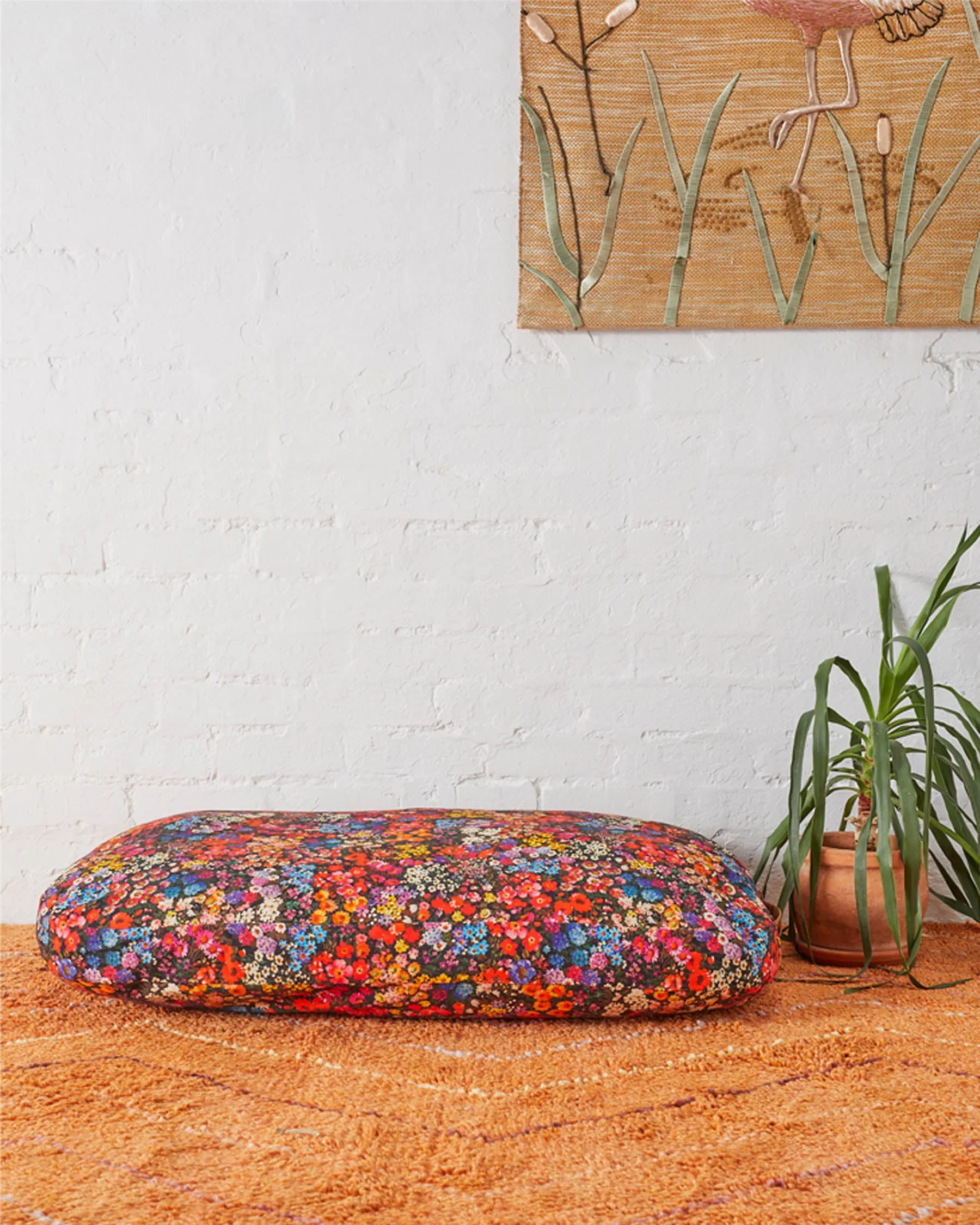 Kip & Co Forever Floral Black Dog Bed