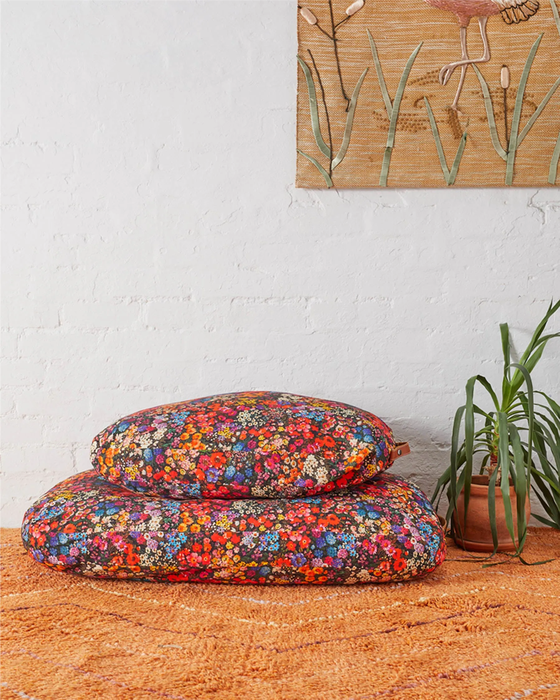 Kip & Co Forever Floral Black Dog Bed