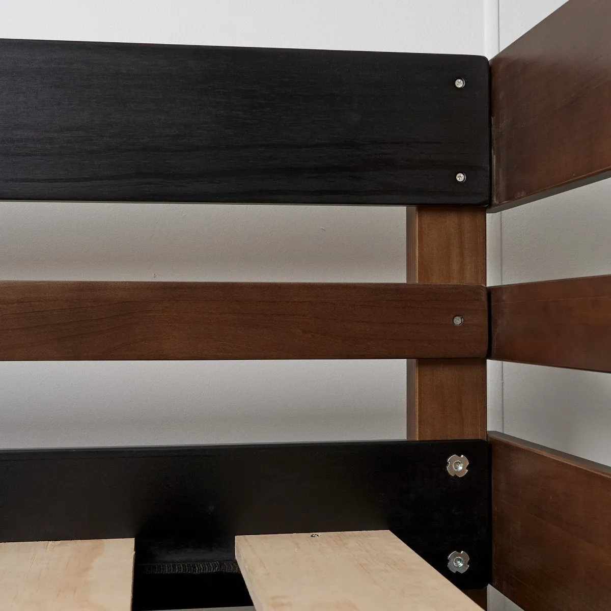 Mid-Line Long-Wall Bunk Bed