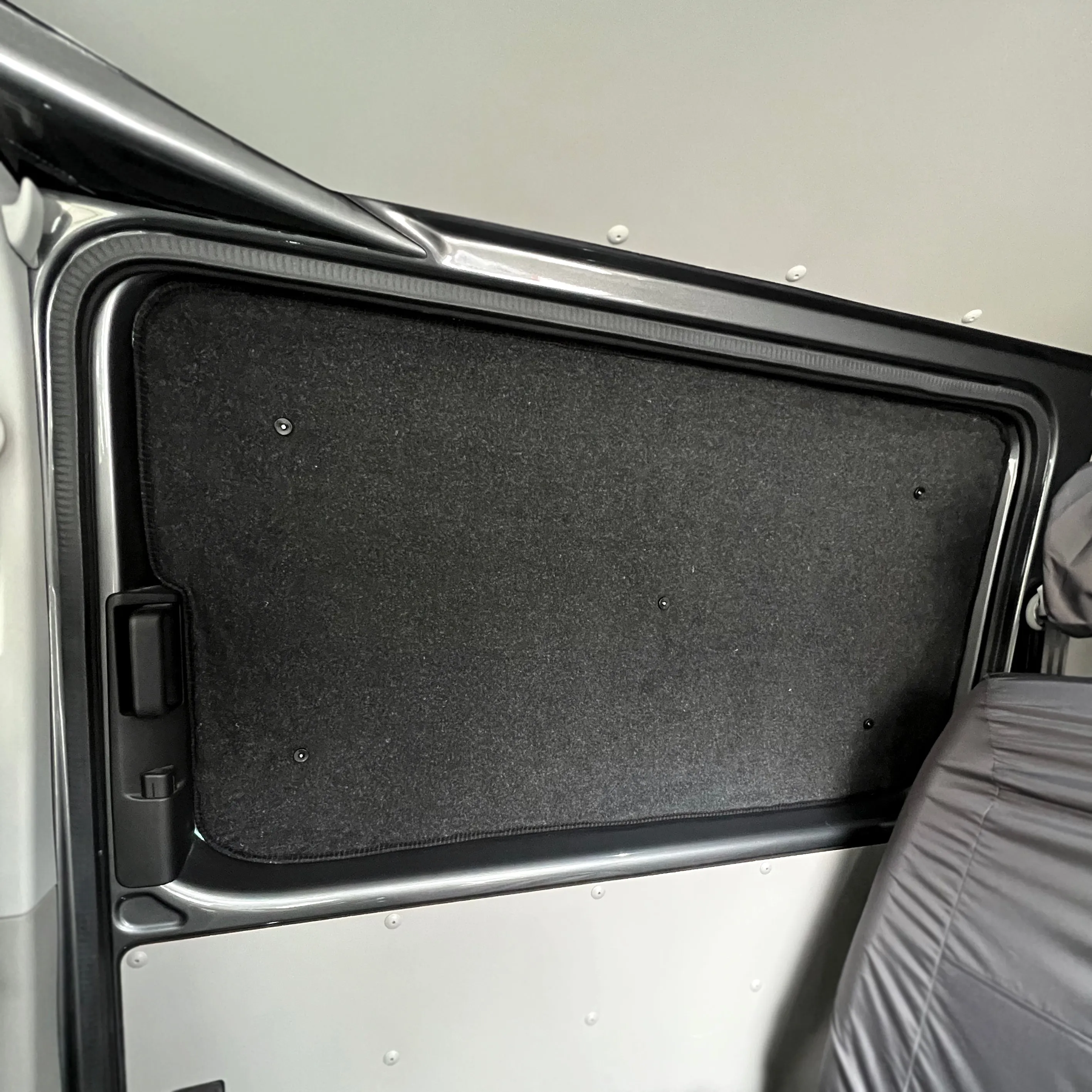 VW T5 - STEALTH Thermal Screens