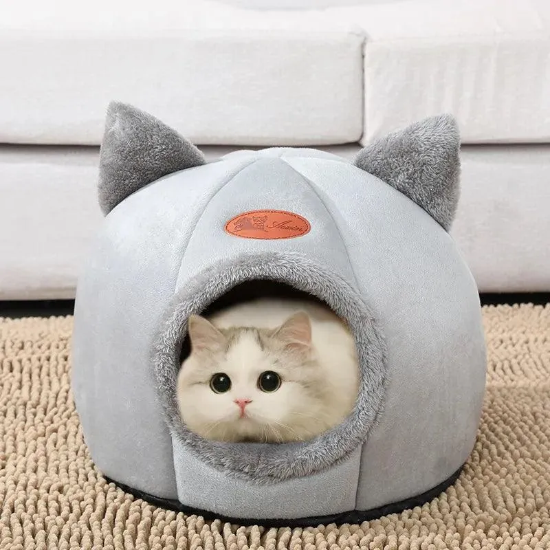 Winter Comfort Cat Bed